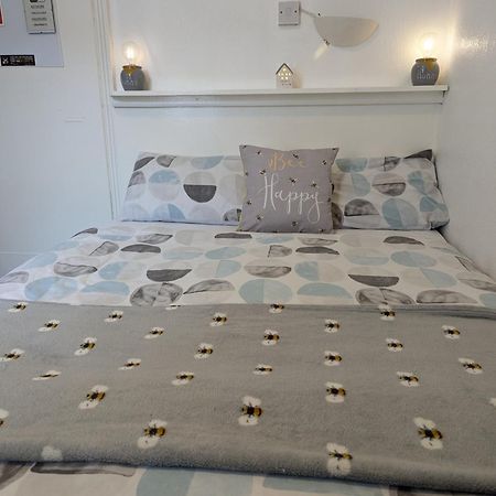 Fern Villa Hotel - Albert Road Blackpool Kültér fotó