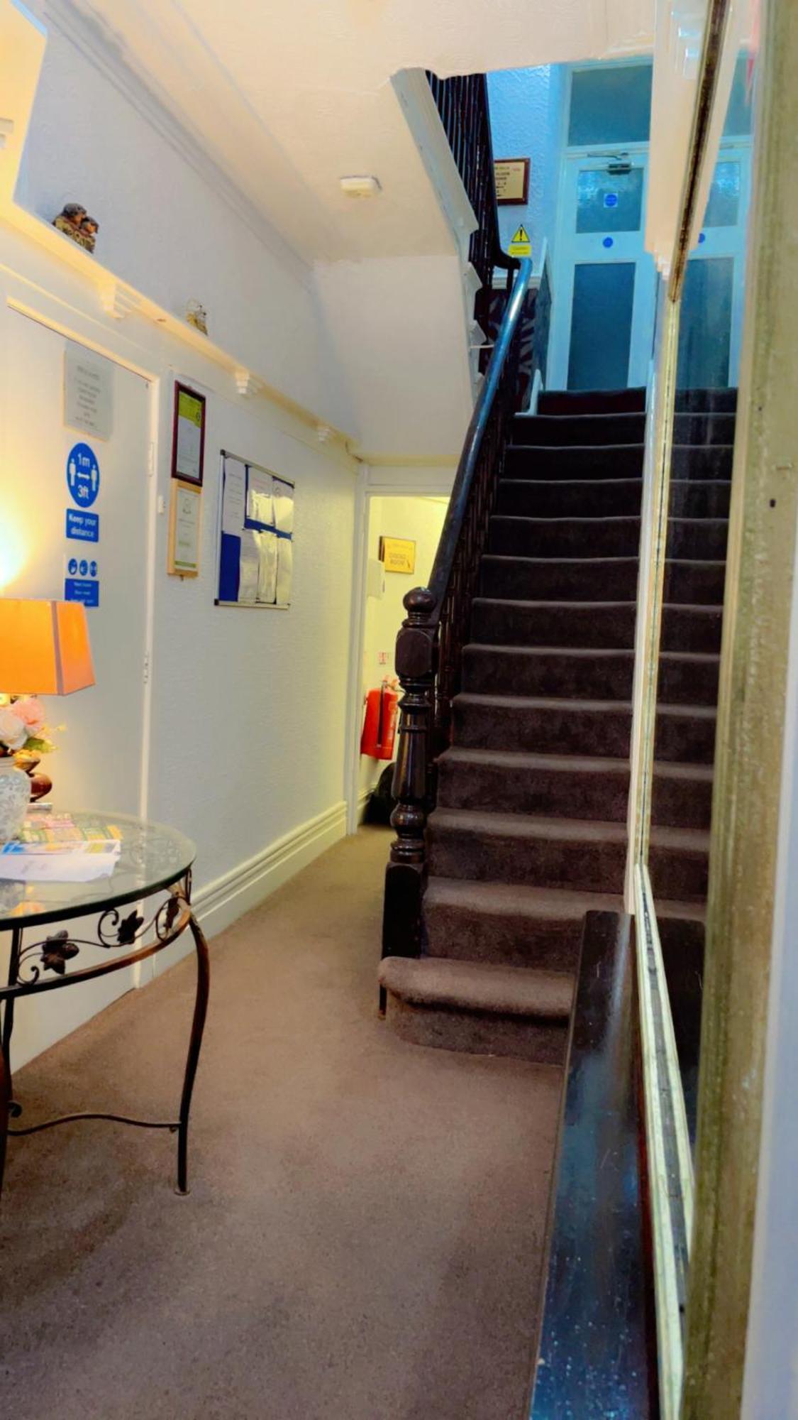 Fern Villa Hotel - Albert Road Blackpool Kültér fotó