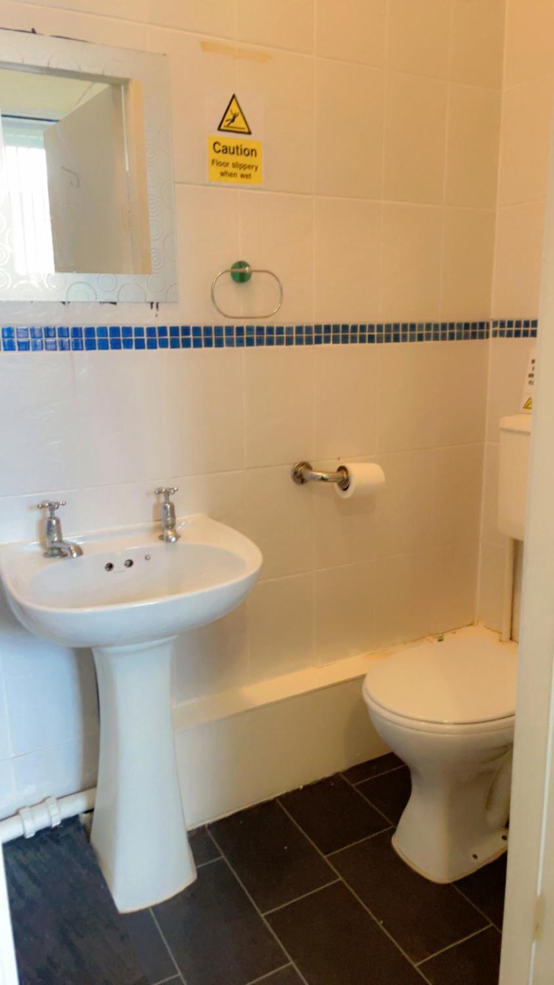 Fern Villa Hotel - Albert Road Blackpool Kültér fotó