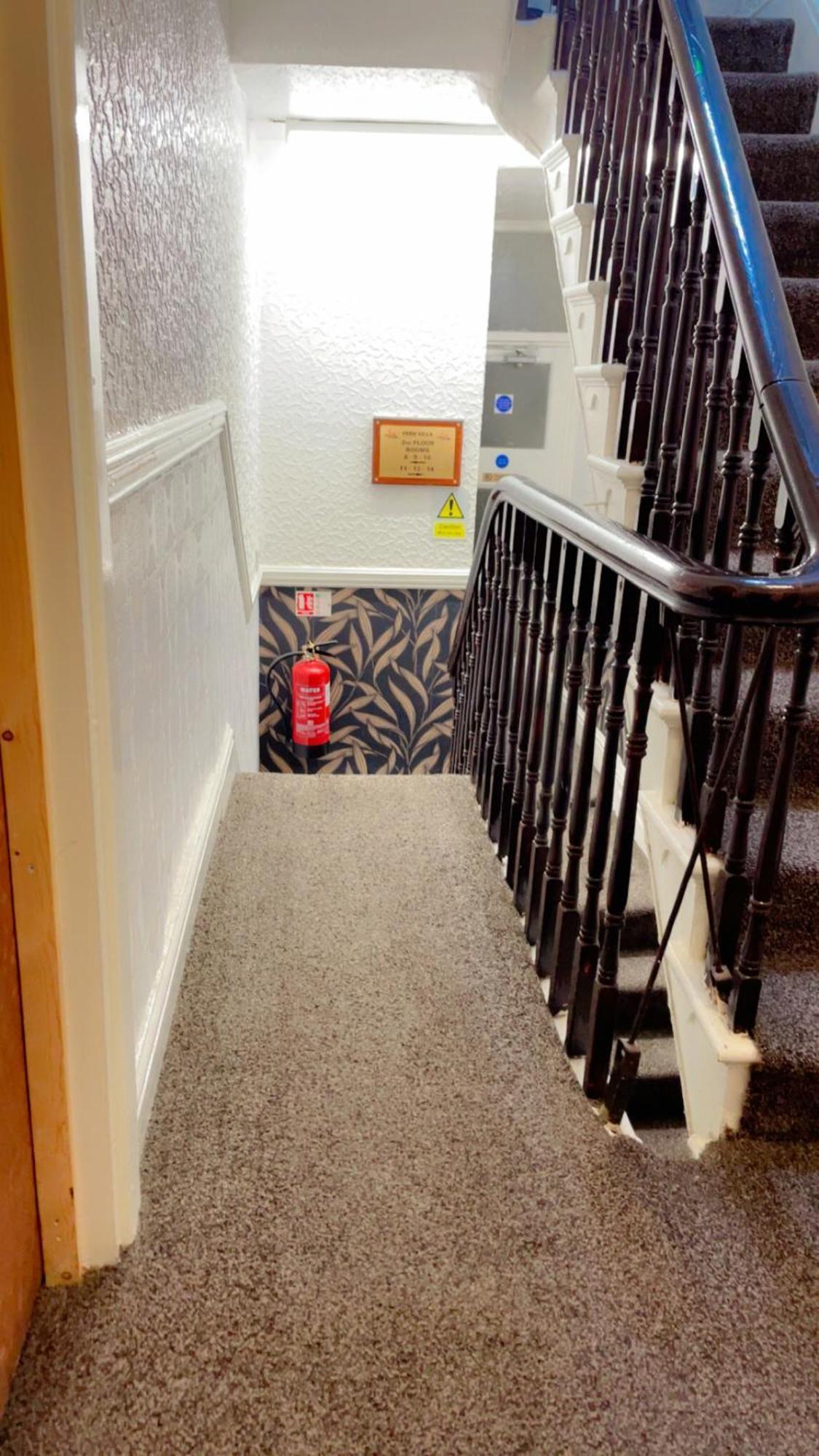 Fern Villa Hotel - Albert Road Blackpool Kültér fotó