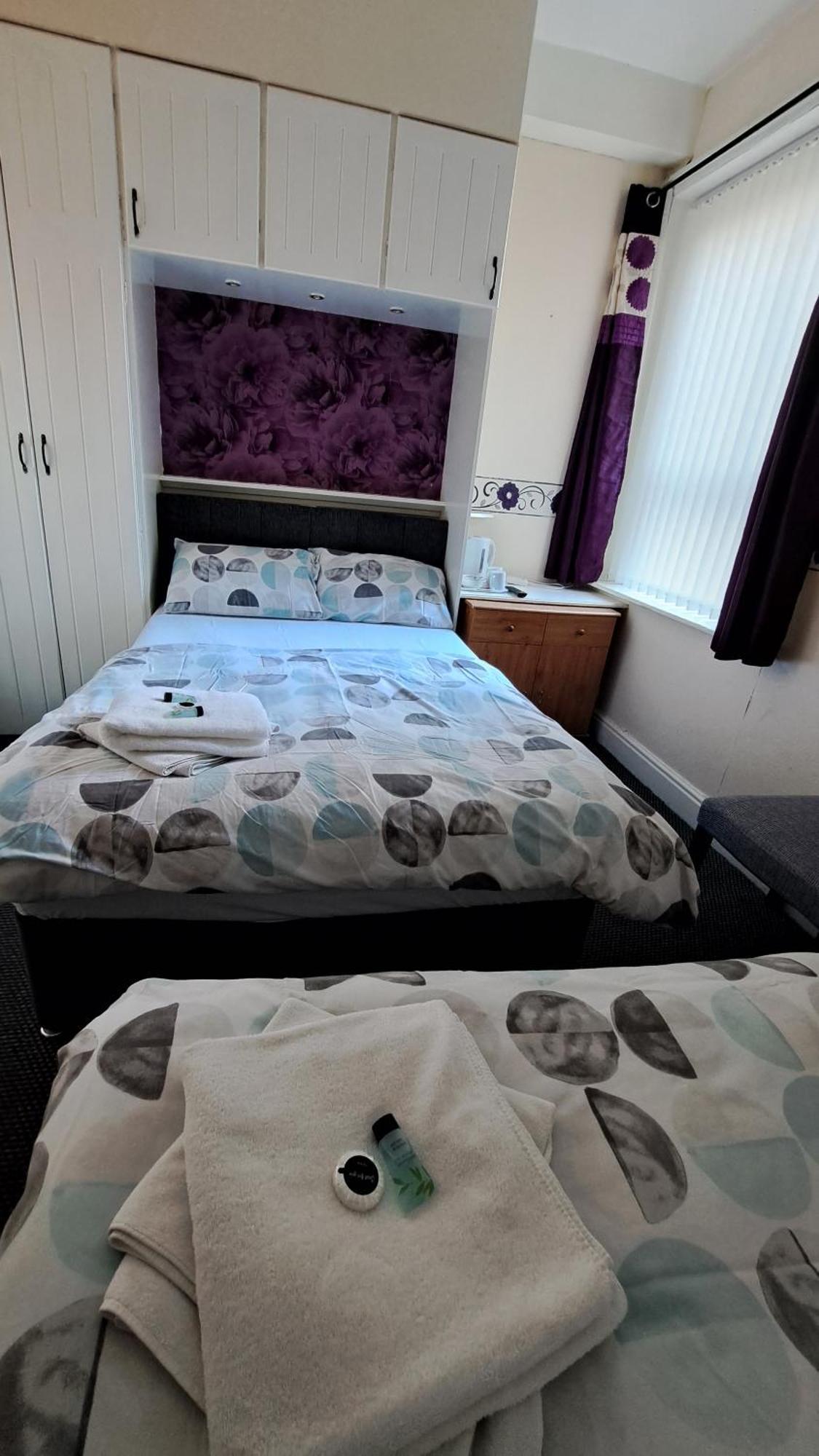 Fern Villa Hotel - Albert Road Blackpool Kültér fotó