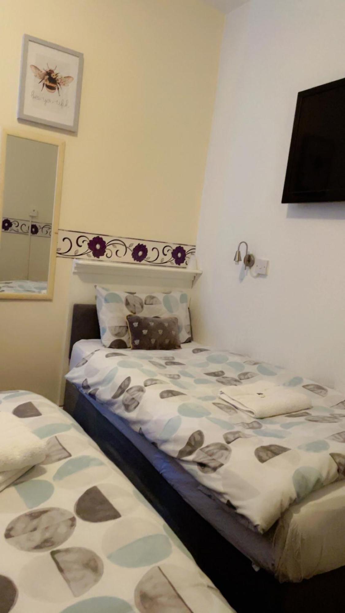 Fern Villa Hotel - Albert Road Blackpool Kültér fotó